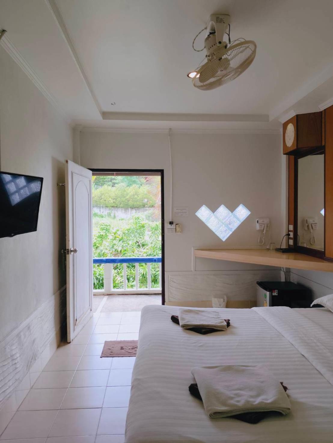 Simple Life Talay & Divers Resort Koh Tao Eksteriør billede